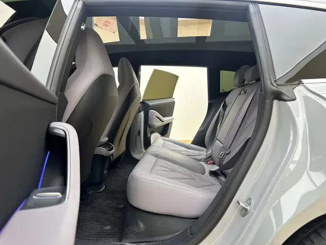Nio ET5 Touring — Фото автомобиля 13