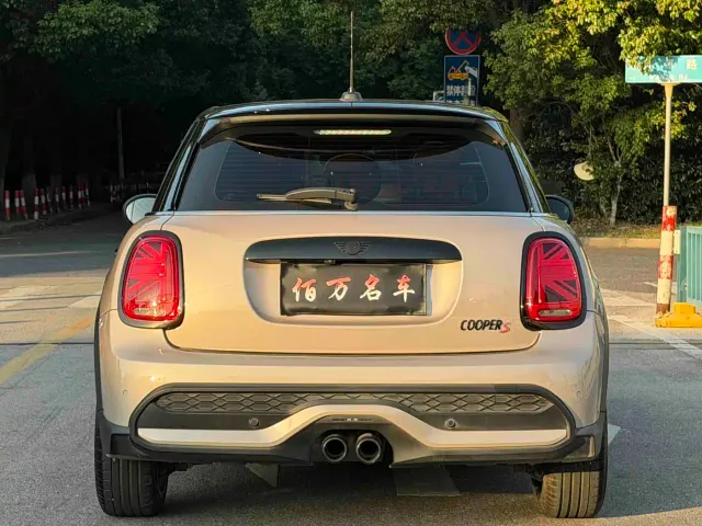 MINI Hatch — Фото автомобиля 5