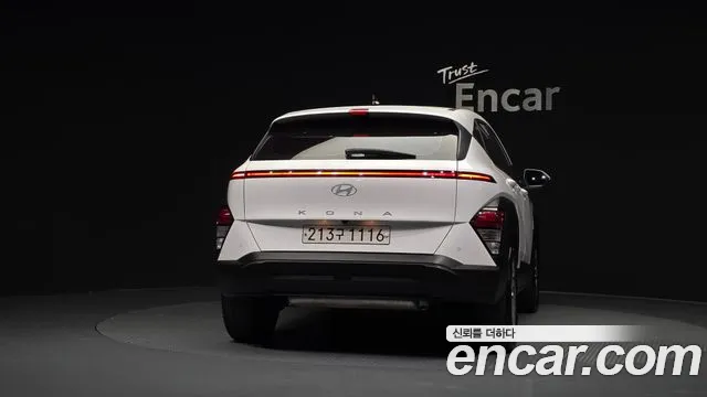 Hyundai Kona — Фото автомобиля 4