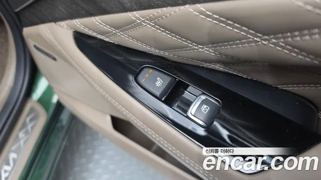 Kia K8 Hybrid — Фото автомобиля 20
