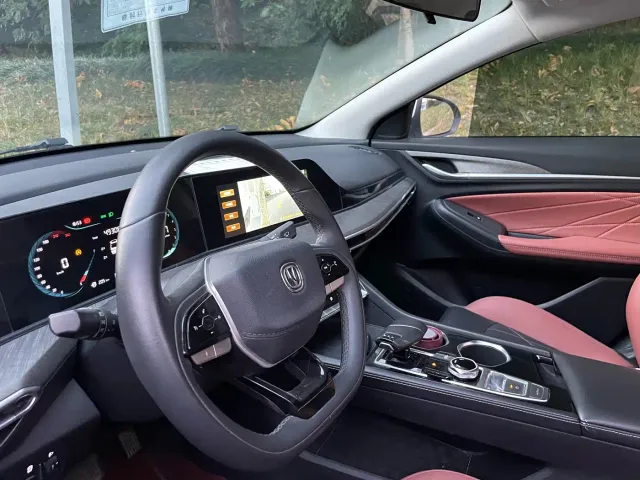Changan Eado — Фото автомобиля 8