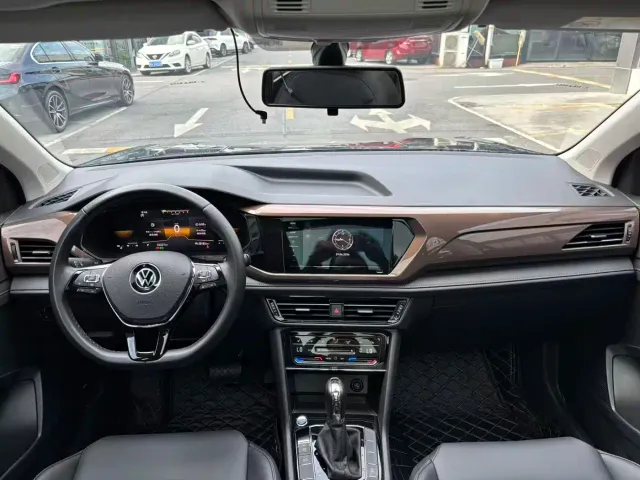 Volkswagen Tharu — Фото автомобиля 7