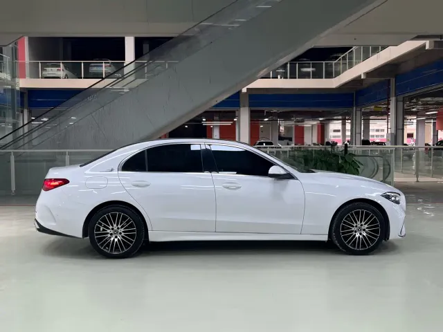 Mercedes-Benz C-Class — Фото автомобиля 7