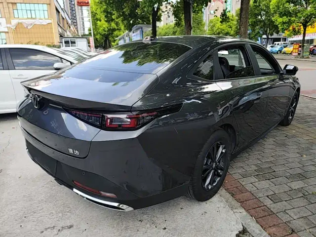 Changan Lamore — Фото автомобиля 6