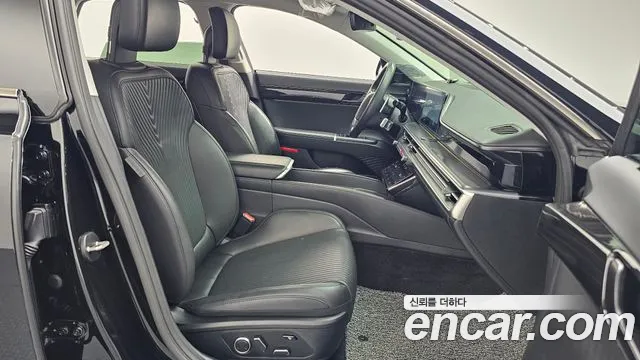 Hyundai Grandeur Grandeur (GN7) 3.5 Бензин 2WD — Фото автомобиля 10