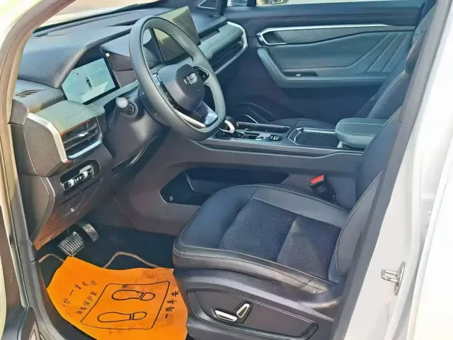 Geely Haoyue L — Фото автомобиля 4
