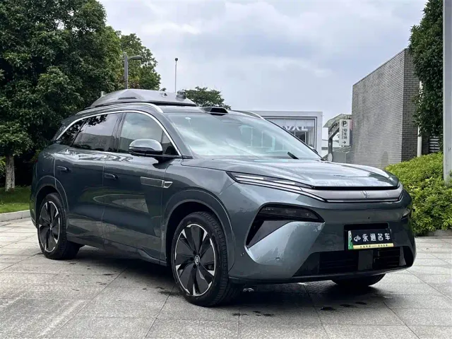 BYD Tang L — Фото автомобиля 3