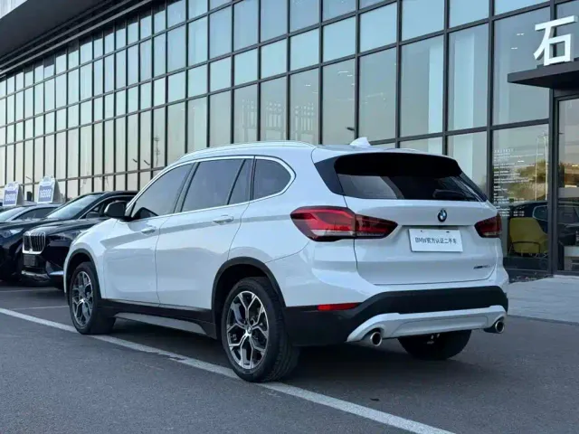 BMW X1 — Фото автомобиля 16