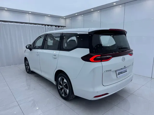 GAC Trumpchi M6 — Фото автомобиля 6