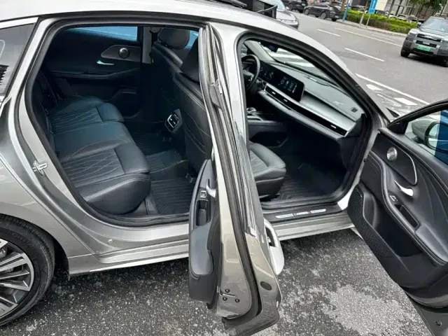 Chery Arrizo 8 — Фото автомобиля 9