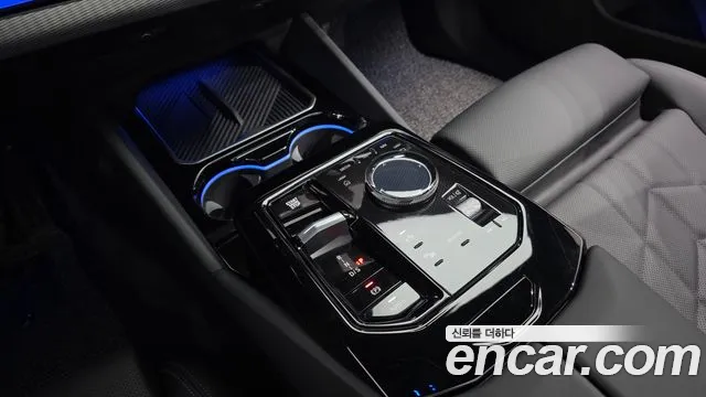 BMW 5-Series — Фото автомобиля 9