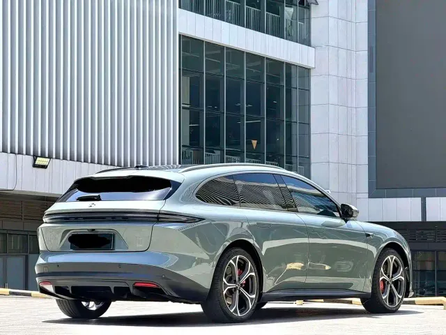 Nio ET5 Touring — Фото автомобиля 7