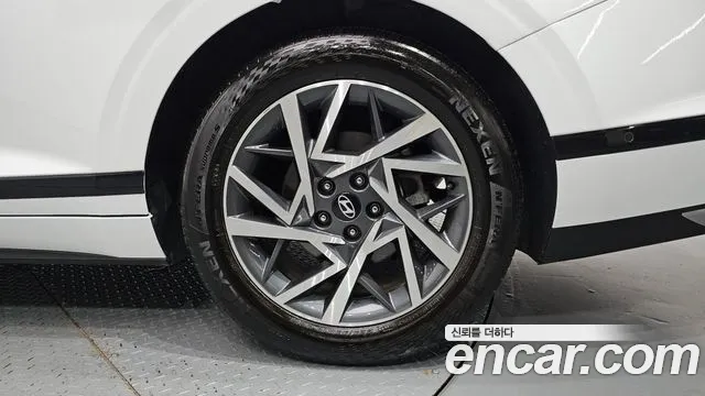 Hyundai Grandeur GN7 — Фото автомобиля 6