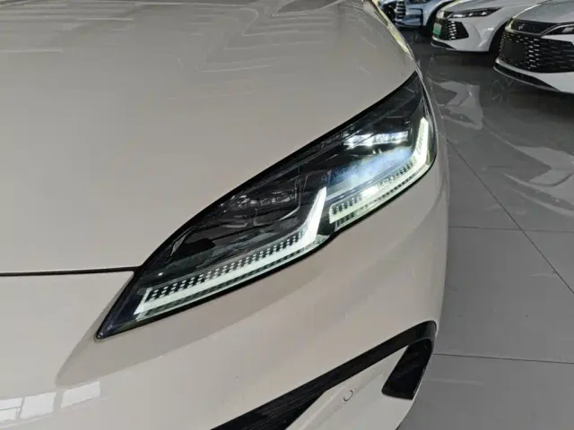 BYD Seal 06 — Фото автомобиля 23
