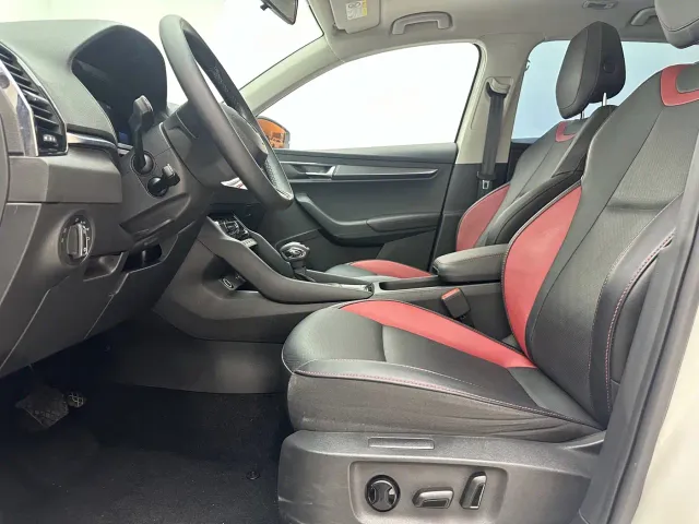 Skoda Karoq — Фото автомобиля 20