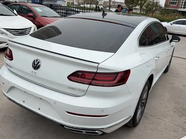 Volkswagen CC — Фото автомобиля 9