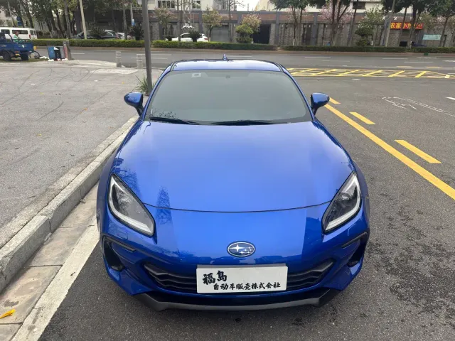 Subaru BRZ — Фото автомобиля 2