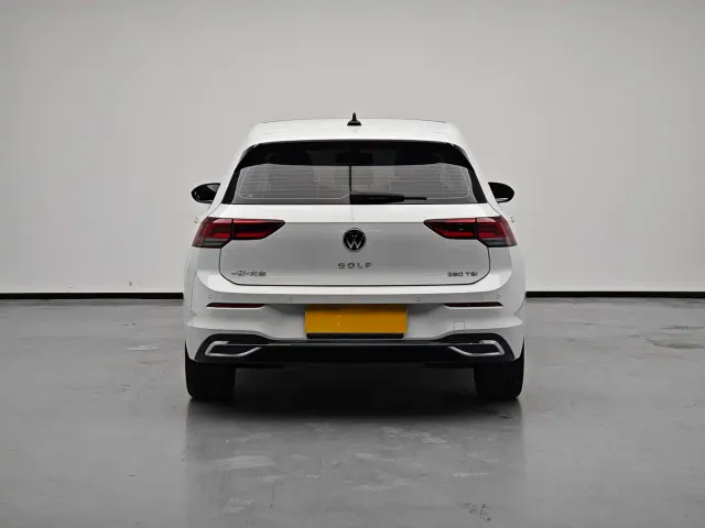 Volkswagen Golf — Фото автомобиля 5