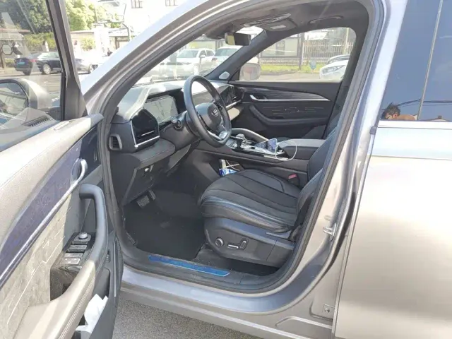 Geely Xingyue L — Фото автомобиля 12