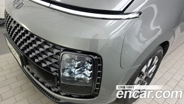 Hyundai Staria Staria 4WD Lounge 9 мест — Фото автомобиля 22