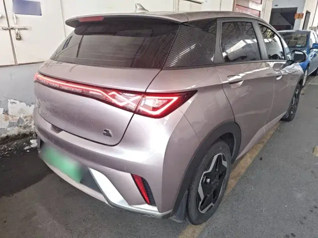 BYD Dolphin — Фото автомобиля 6