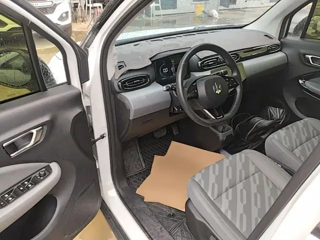 Leapmotor T03 — Фото автомобиля 15