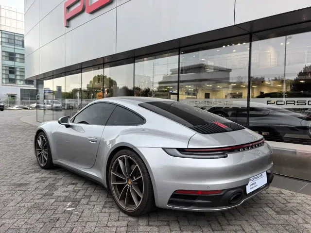 Porsche 911 — Фото автомобиля 5