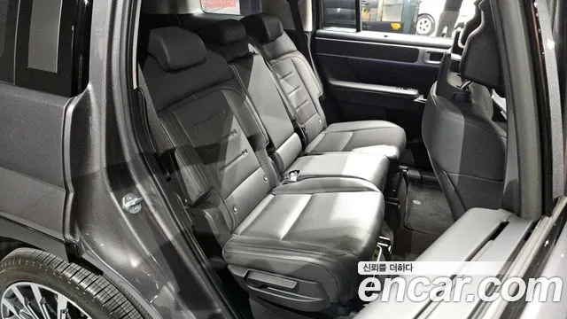 Hyundai Santafe Santa Fe (MX5) Бензин 2.5T 4WD — Фото автомобиля 9