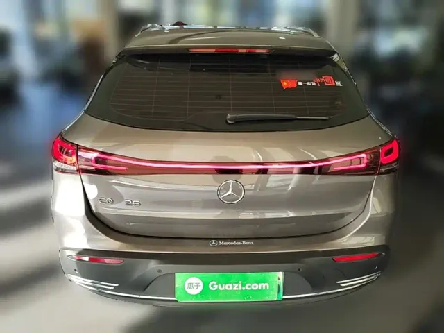 Mercedes-Benz EQA — Фото автомобиля 7