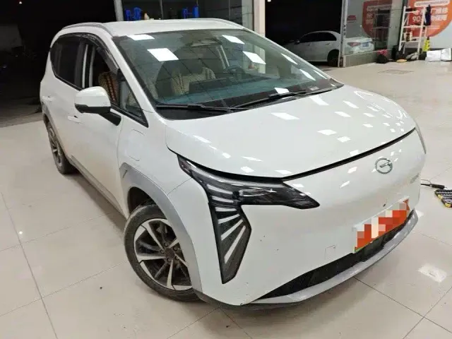 GAC Aion Y — Фото автомобиля 2