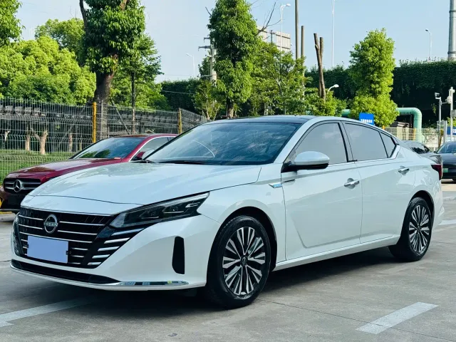 Фотография автомобиля — Nissan Teana