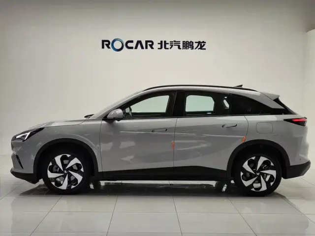 Arcfox Alpha T5 — Фото автомобиля 4