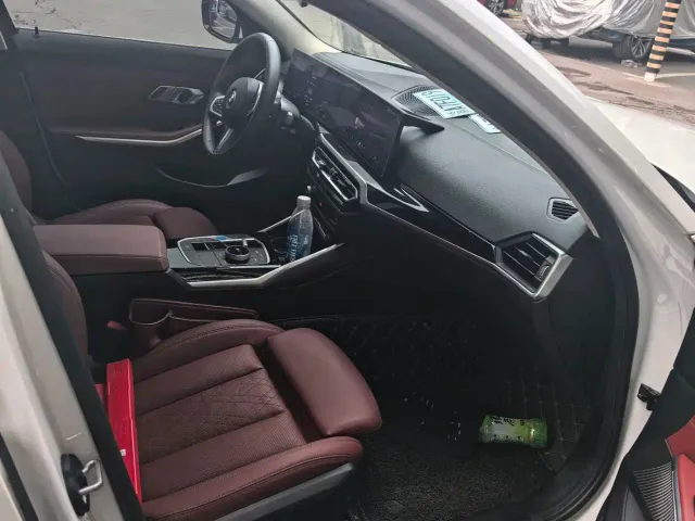 BMW i3 — Фото автомобиля 5