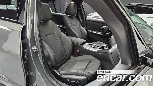 BMW 3-Series 3 серия (G20) 320i M Sport — Фото автомобиля 9