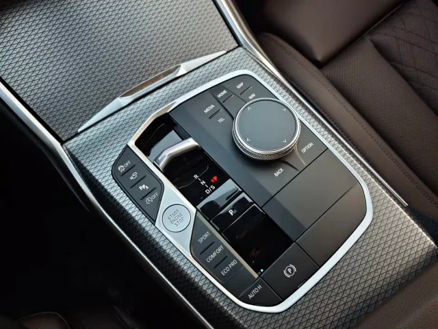 BMW 3 Series — Фото автомобиля 9