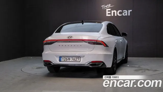 Hyundai Grandeur Exclusive — Фото автомобиля 4