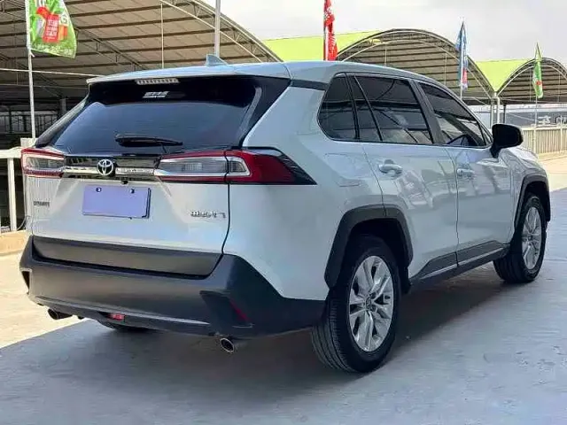 Toyota Wildlander — Фото автомобиля 6