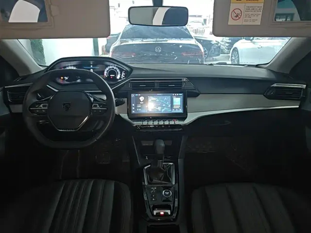 Peugeot 408 — Фото автомобиля 9