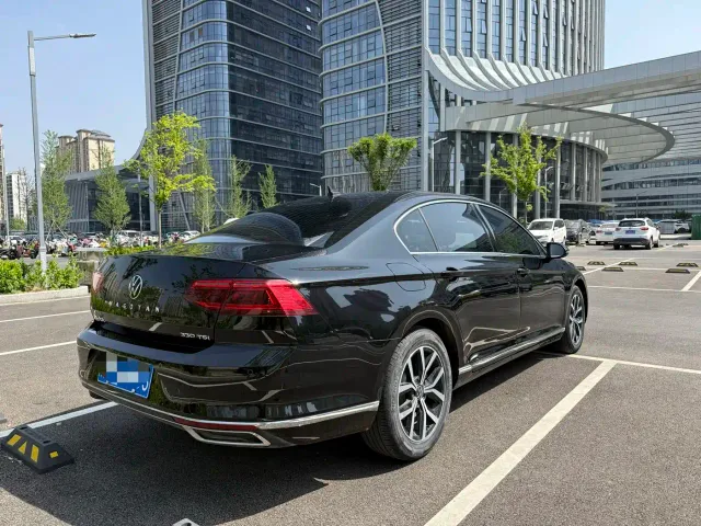 Volkswagen Magotan — Фото автомобиля 8