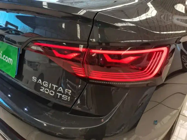 Volkswagen Sagitar — Фото автомобиля 7