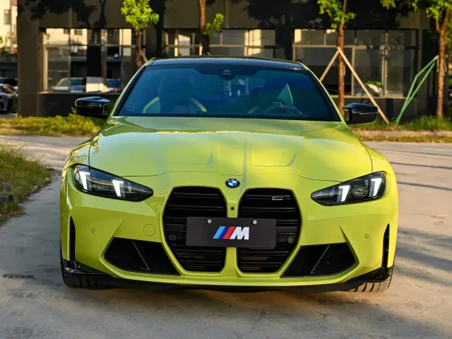 BMW M4 — Фото автомобиля 2