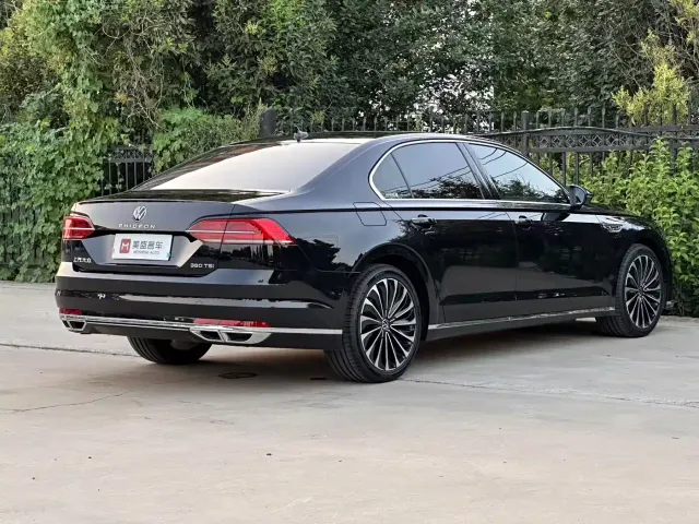 Volkswagen Phideon — Фото автомобиля 8