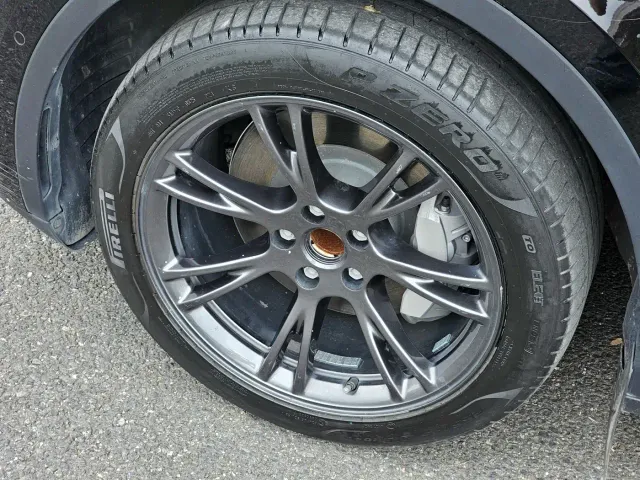 Tesla Model Y — Фото автомобиля 5