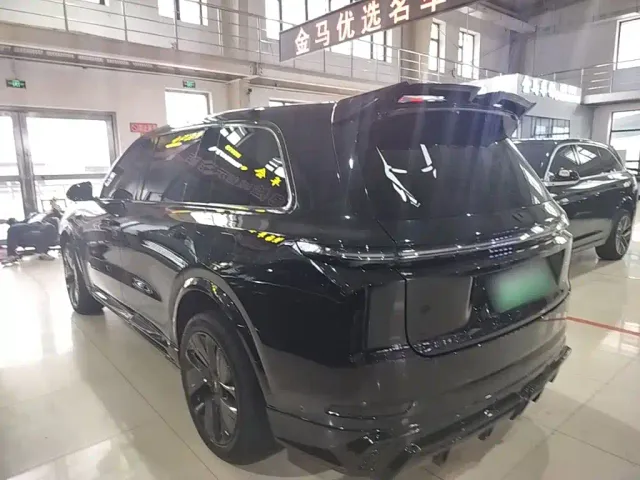 Li Auto L9 — Фото автомобиля 4