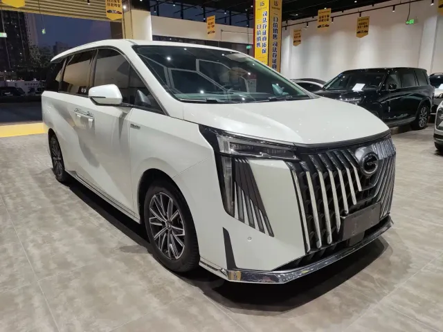 GAC Trumpchi M8 — Фото автомобиля 3
