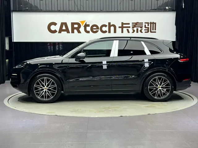 Porsche Cayenne — Фото автомобиля 6