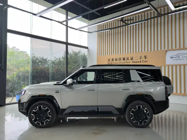 BYD FangChengBao Leopard 8 — Фото автомобиля 8