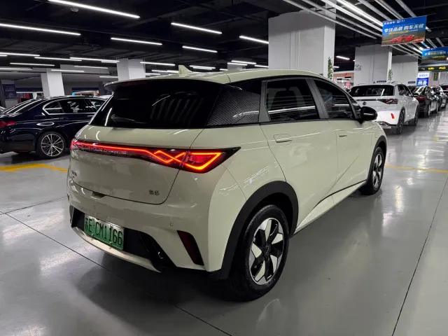 BYD Dolphin — Фото автомобиля 10