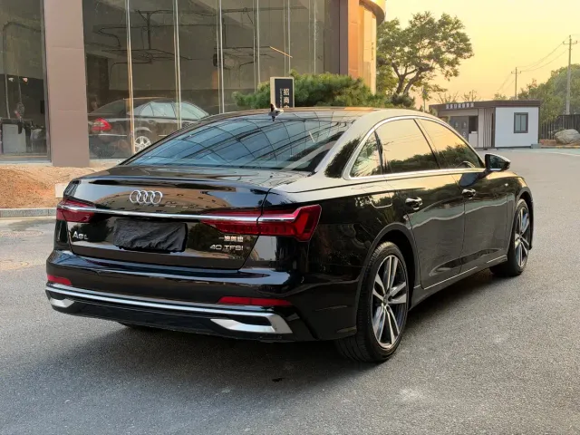 Audi A6L — Фото автомобиля 16