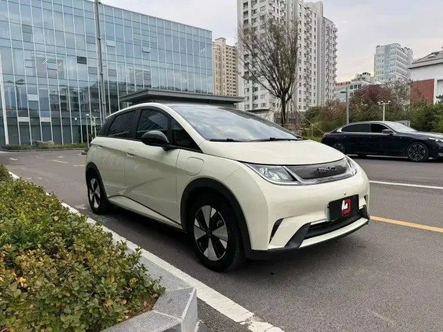 BYD Dolphin — Фото автомобиля 3